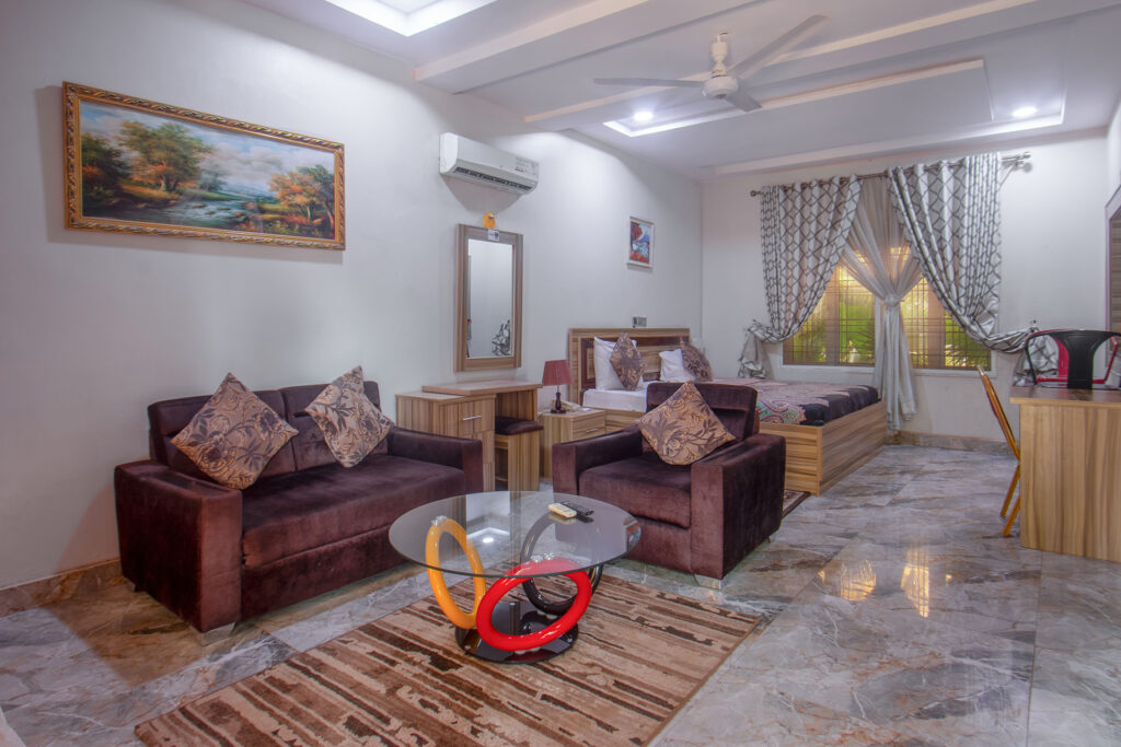 Superior Suite (Main)